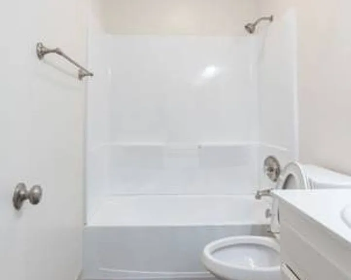 Greentree Apartments — Photo 97