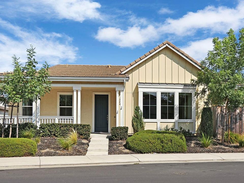 1st image of 2584 Lombardy Ct