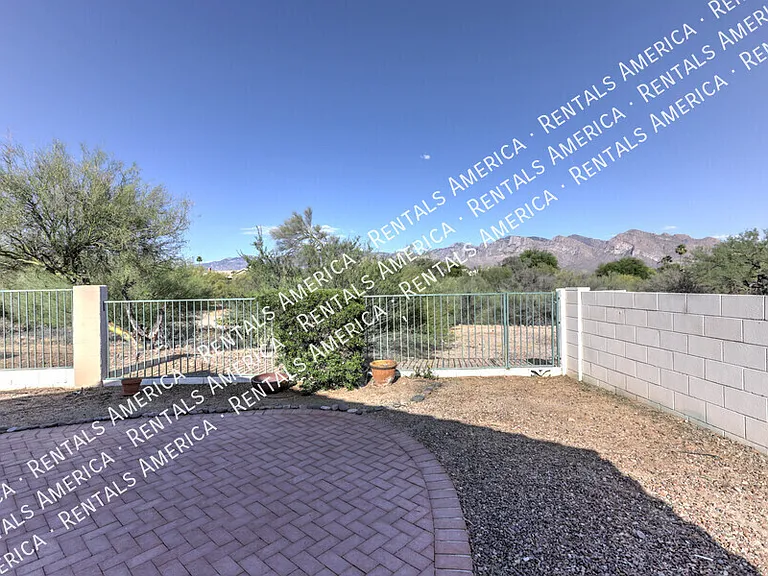 10984 N Double Eagle Ct — Photo 25