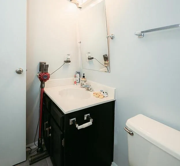 9134 Everett Ct — Photo 35