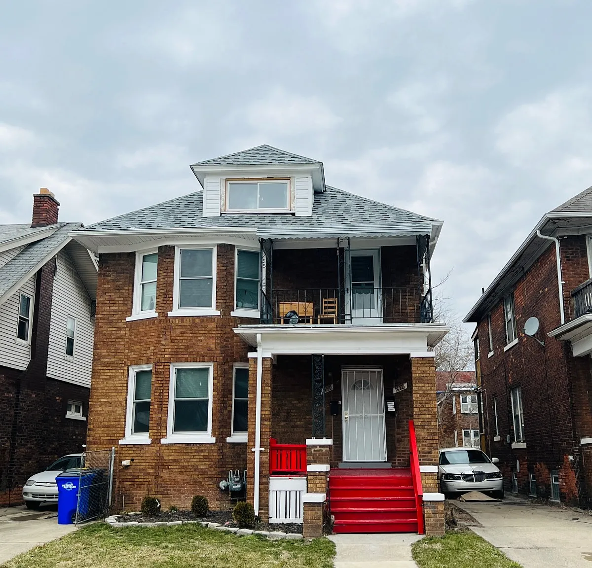 3 bed, 2.0 bath, 1600 sqft, $1,400 — Photo 1