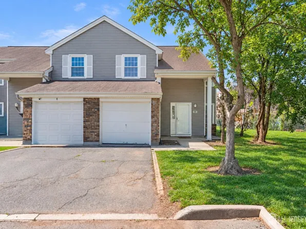 10 Starlight Ct, New Brunswick, NJ 08901