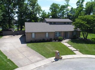 4199 Roseview Ct, Newburgh, IN 47630