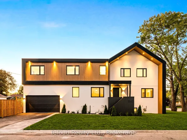 1140 Ogden Ave, Mississauga, ON L5E 2G9