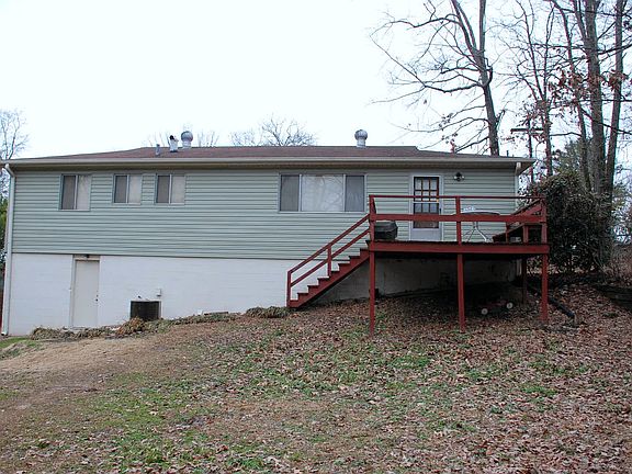 27th Ave NW - Exterior Back_02142014