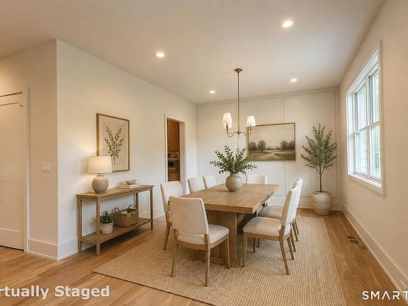 2nd image of 27 Bauer Pl Extension