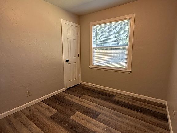 5th image of 2100 Main St SE #2112