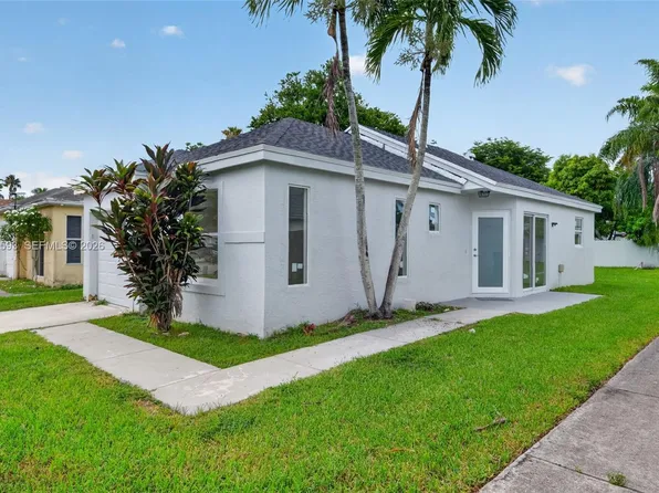 941 SW 7th Pl, Florida City, FL 33034