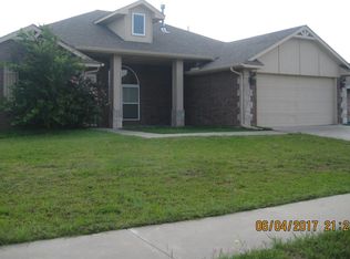 1802 SW 48th St, Lawton, OK 73505