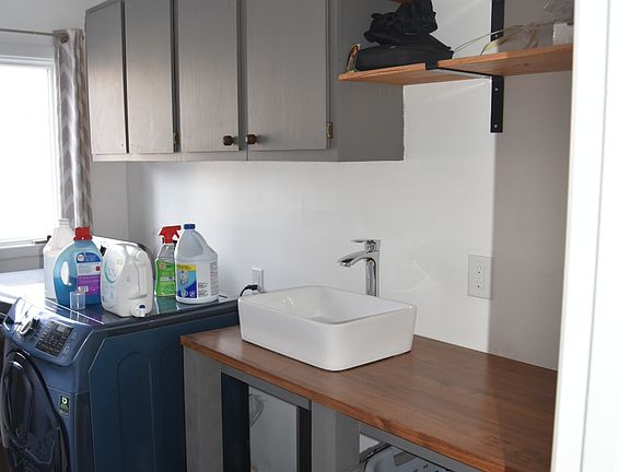 4th image of 5001 N Weir Dr