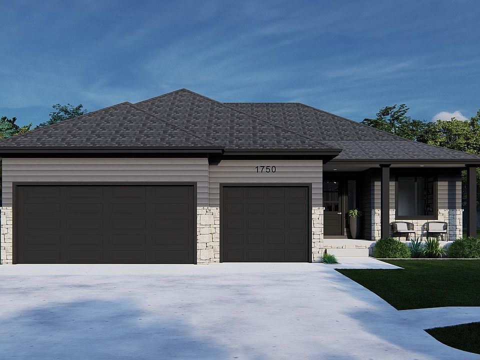 1st image of 5821 N 168th Ave