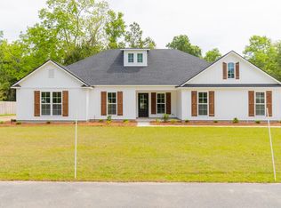 6 Douglas Rd, Ray City, GA 31645