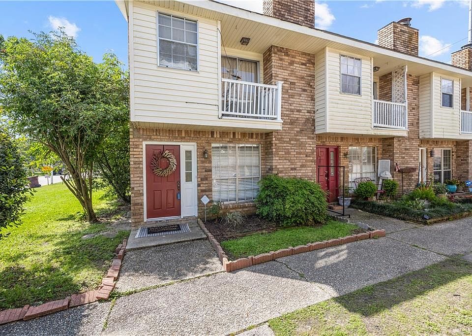 1st image of 10 Houmas Pl APT A