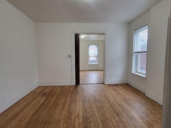 5th image of 3124-3126 Oregon Ave #3124-1F