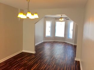 2447 W Flournoy St APT 1, Chicago, IL 60612