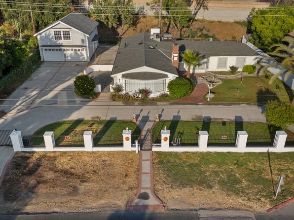 (undisclosed Address)