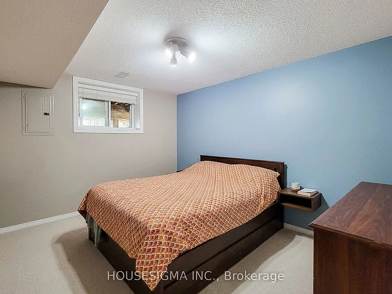 4 Treeview Ct — Photo 30