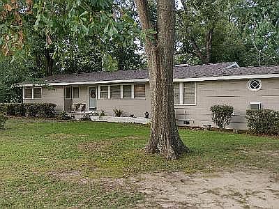 5th image of 215 Sherwood Dr
