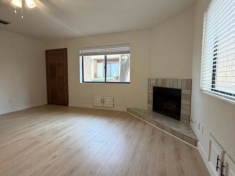 3759 E Edison St — Photo 4