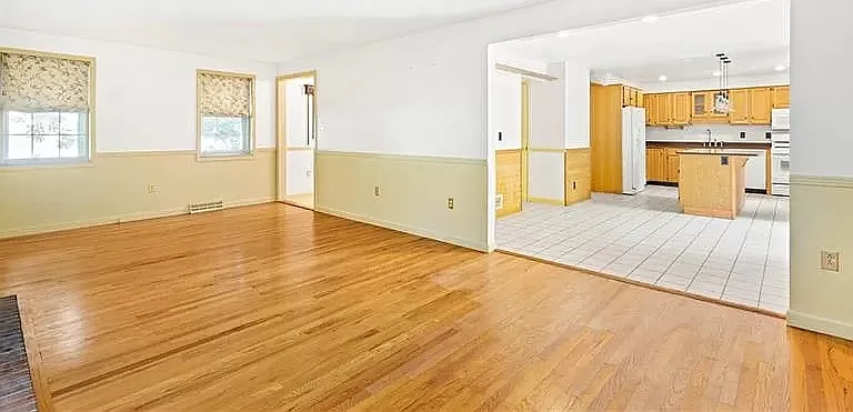 8811 Breezewood Dr — Photo 26