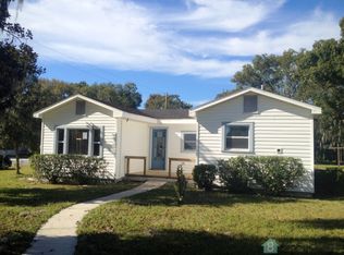 5629 19th St, Zephyrhills, FL 33542