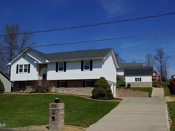 3rd image of 128 Meadow Springs Ln