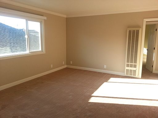 2nd image of 615 S Eldorado St APT 3