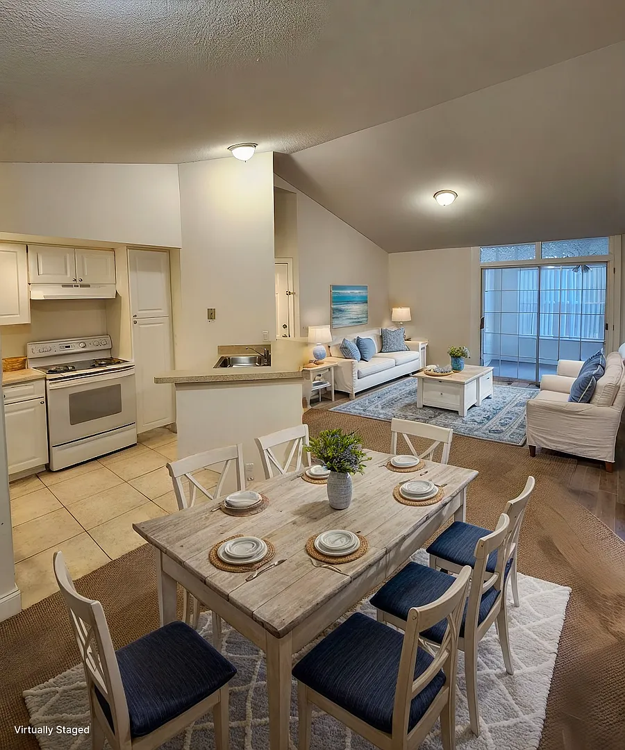 Building Photo - 5737 Gatlin Ave #423