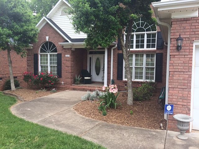 1st image of 245 Riverrun Dr