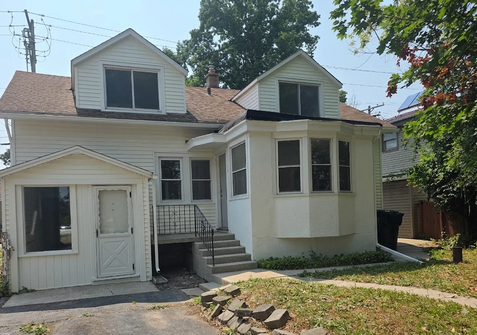 Spacious & Bright 4 BR Single-Family Home Fully Renovated! — Photo 1