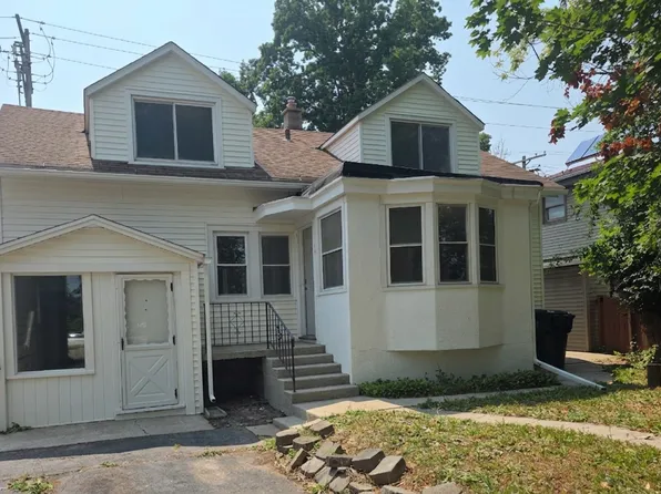 6841 W Fond Du Lac Ave, Milwaukee, WI 53218