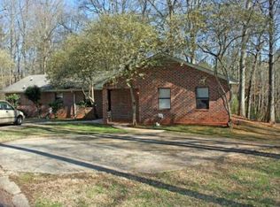 127 Oak Park Ct, Athens, GA 30605