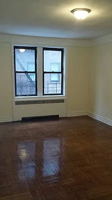 Rented by Smart NY Realty LLC | media 9