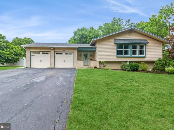 2905 Georgetown Rd, Cinnaminson, NJ 08077