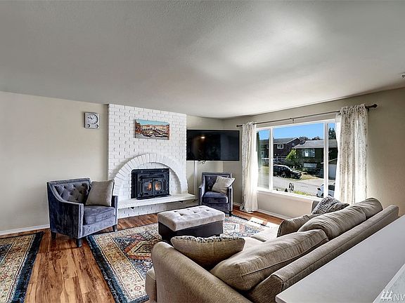 4th image of 6201 99th St NE