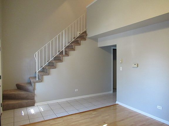2nd image of 685 Grant Cir