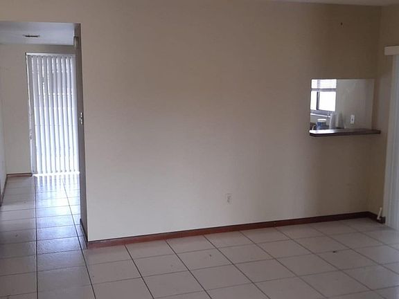 3rd image of 200 Bauer Dr