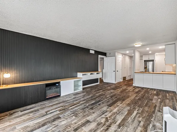 3131 SW Freeway #A12, Houston, TX 77204