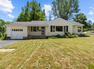 39 Taft Cir, Watertown, CT 06795