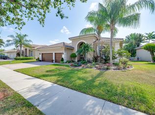 6840 SW 194th Ave, Fort Lauderdale, FL 33332