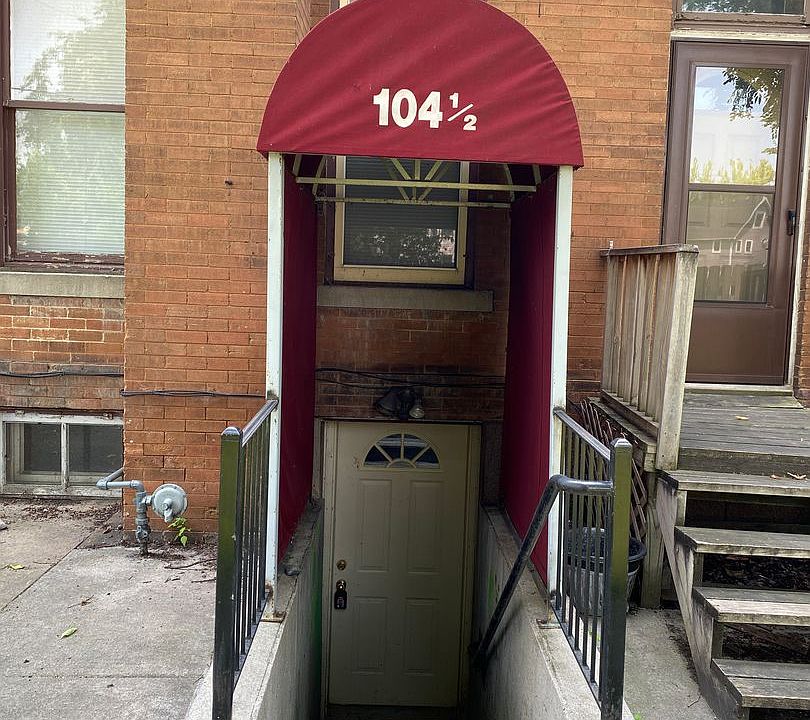 1st image of 102-108 4th Ave S #1045