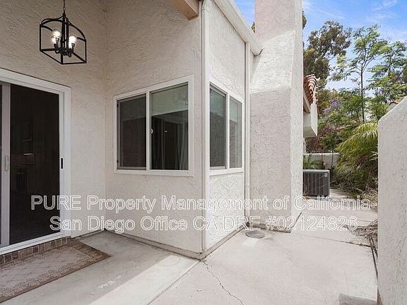 3rd image of 4612 Villas Dr