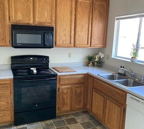 3rd image of 1841 Quail Meadows Cir