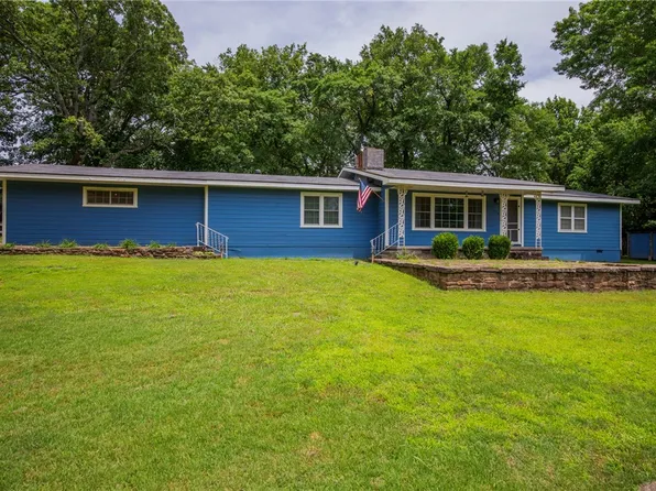 126 Valley View St, West Fork, AR 72774