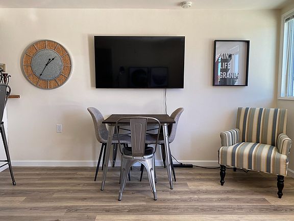 5th image of 328 Morro Ave #328