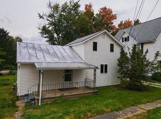 7 Scott St, Savannah, OH 44874