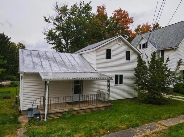 7 Scott St, Savannah, OH 44874