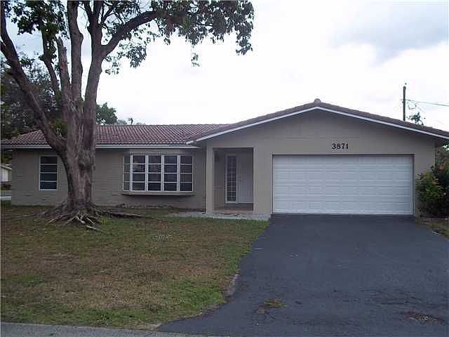 1st image of 3871 NW 79th Ave