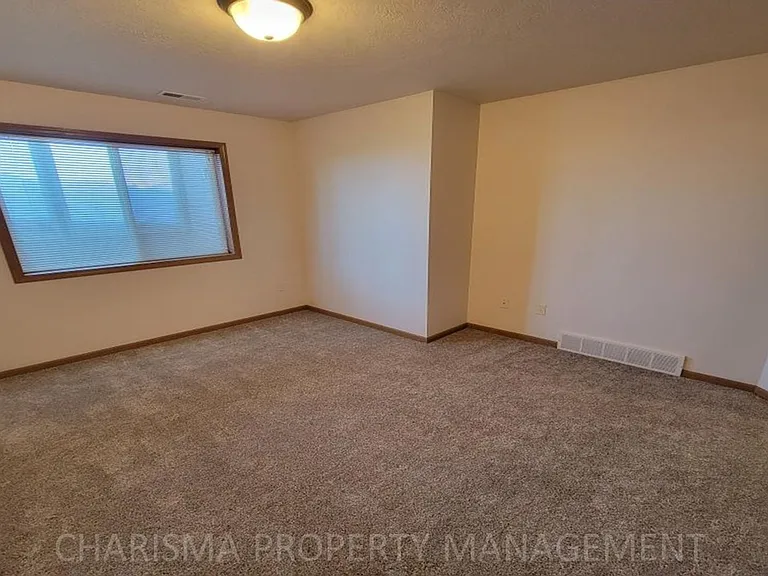 906 N Western Ave #911 — Photo 16