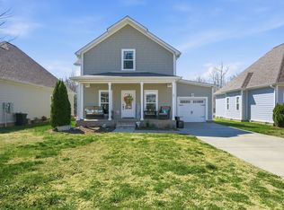 27 Sycamore Rdg W, Burns, TN 37029